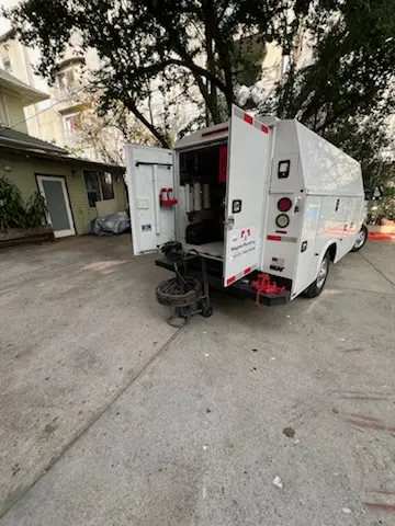 Magnet Plumbing service vehicle on-site for Faucet Repair in Culebra Park